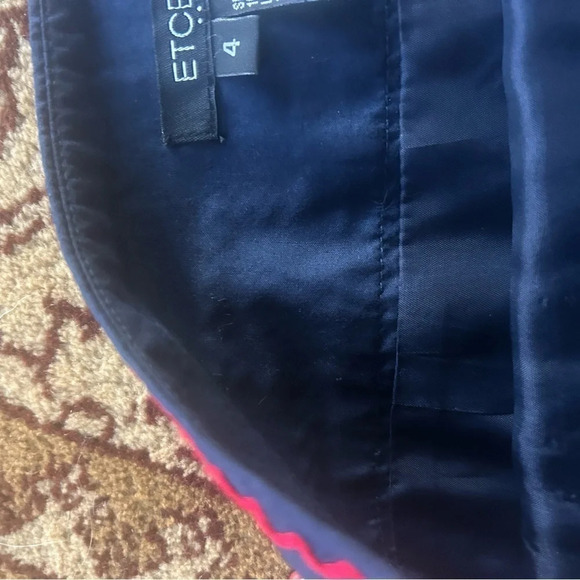 Etcetera beautiful skirt with pebble and yarn detail in bright  red- size 4 - Picture 5 of 6